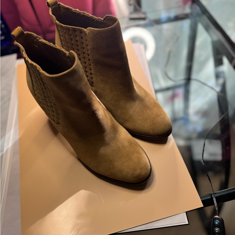 Tan Suede Ankle, Boot And Like New Condition - image 1